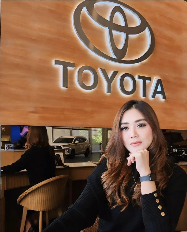 Profil-Irma-Iriyany-Sales-Counter-Toyota-Jakarta-Pusat